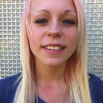 Dermal_anchor_by_Alana.jpg